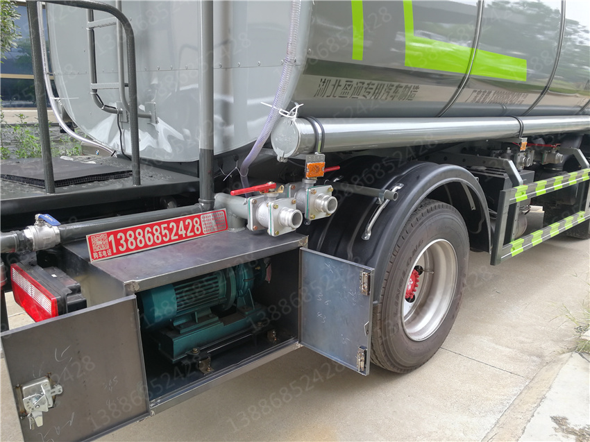 湖北盈通汽車縱昂牌灑clt5180gpseq6