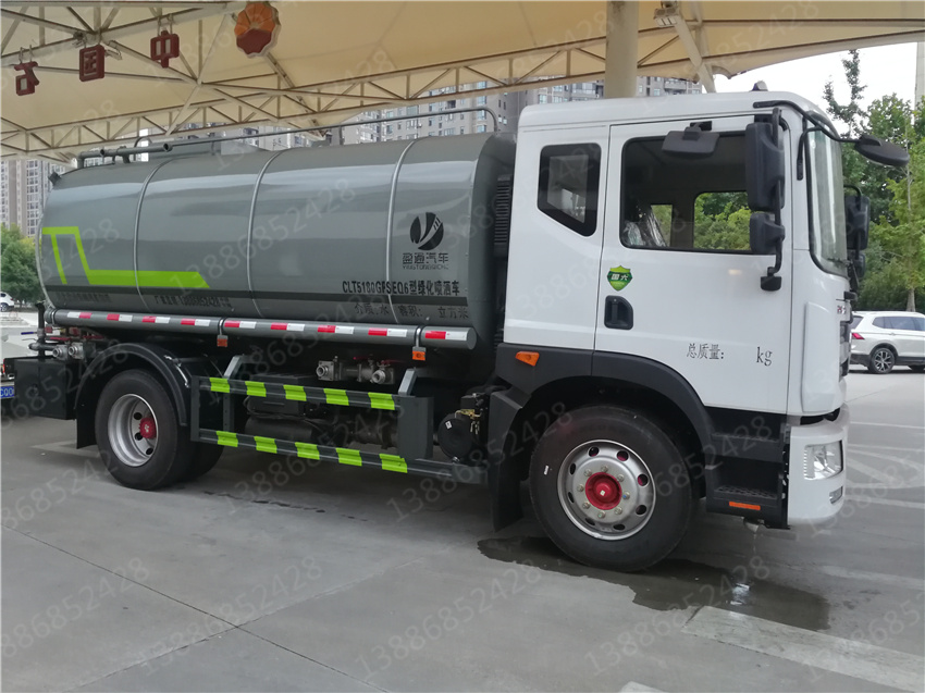 湖北盈通汽車北京東風(fēng)藍牌灑生產(chǎn)廠