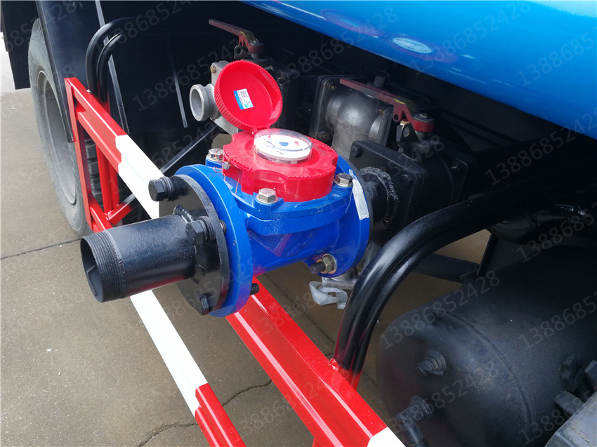 湖北盈通汽車(chē)福瑞卡洗掃車(chē)